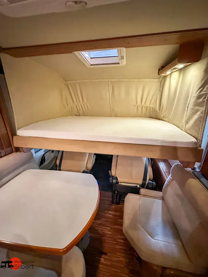 Fahrzeugbild Carthago c-tourer I 142 QB - Solar*TV*Festbett+Hubbett #10