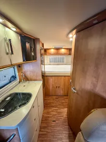 Fahrzeugbild Carthago c-tourer I 142 QB - Solar*TV*Festbett+Hubbett #6