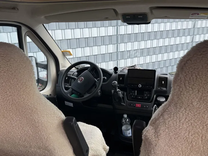 Fahrzeugbild Eura Mobil Profila T 590 FB keines Raumwunder #4