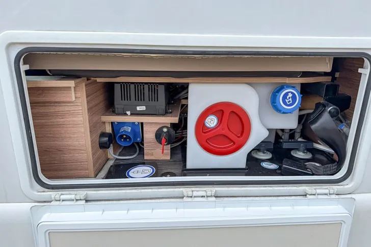 Fahrzeugbild Weinsberg X-Cursion 500 MQ EDITION [PEPPER] Tempomat, ACC, Bremsassistent, #11