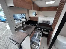 Fahrzeugbild Bürstner Signature SFT 7.0*TV*MARKISE*AHK*180PS*AUTOM. #12