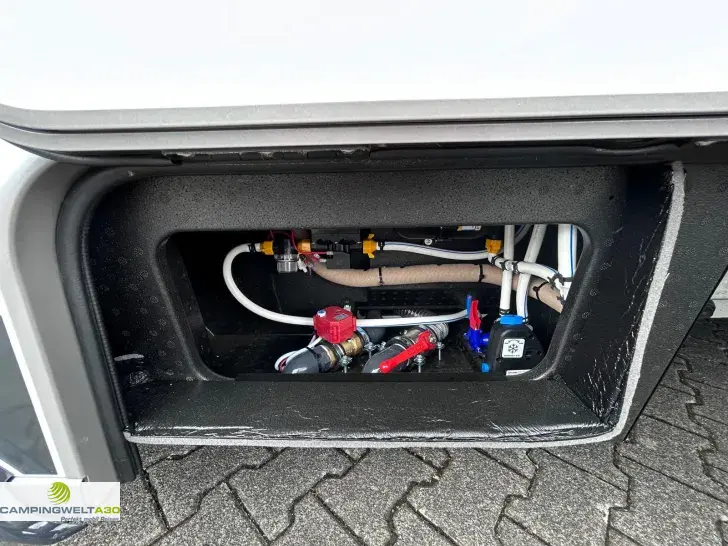 Fahrzeugbild Bürstner Signature SFT 7.0*TV*MARKISE*AHK*180PS*AUTOM. #23