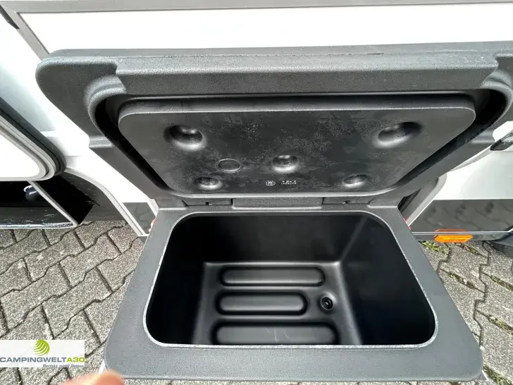 Fahrzeugbild Bürstner Signature SFT 7.0*TV*MARKISE*AHK*180PS*AUTOM. #26