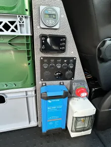 Fahrzeugbild VW Custom Bus T6 4-Motion 4x4 - Aufstelldach - AT Reifen #10