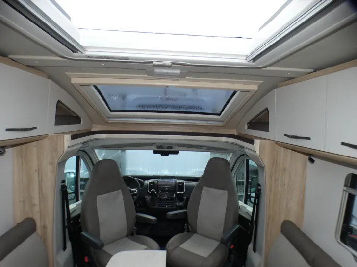 Fahrzeugbild Eura Mobil Profila T 720 QF Sat Anlage / Solar #15