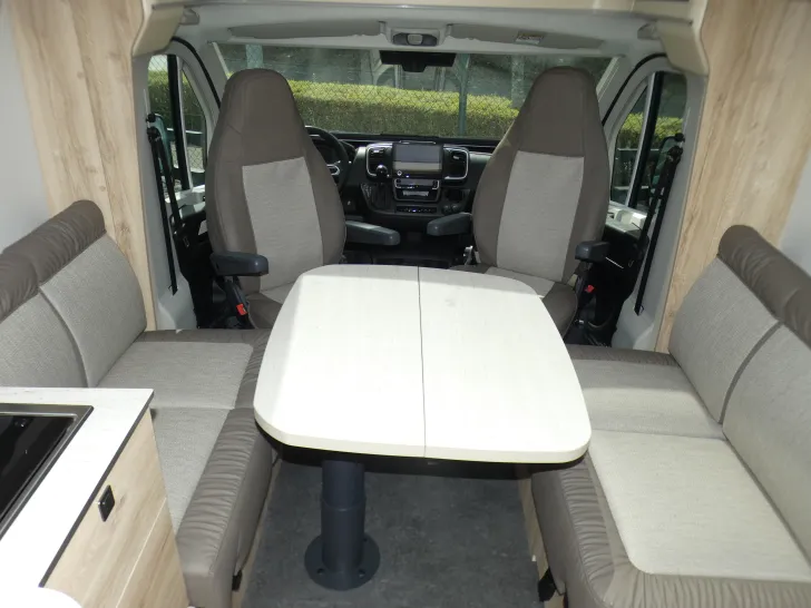 Fahrzeugbild Eura Mobil Profila T 720 QF Sat Anlage / Solar #12