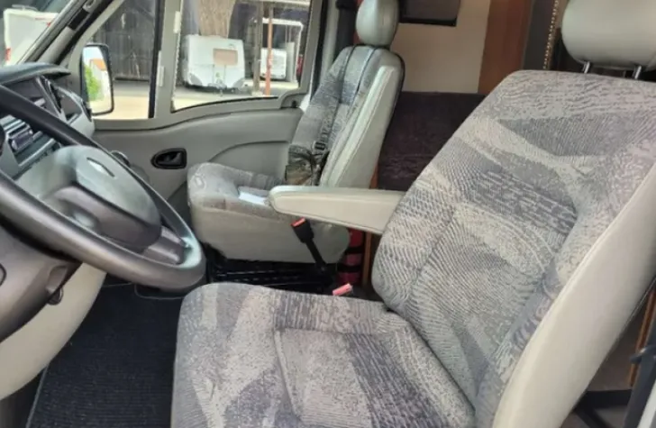 Fahrzeugbild Knaus Sun Traveller 600 MF Super Zustand #10