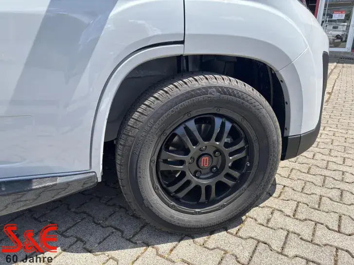 Fahrzeugbild Bürstner Signature SFT 7.0 #13