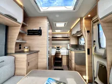 Fahrzeugbild Knaus Südwind 460 EU Black Selection mit Dusche #10