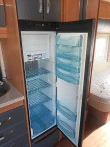 Fahrzeugbild Hobby De Luxe 540 UL vollaut Mover Dachmarkise #14