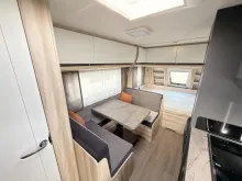Fahrzeugbild Hobby De Luxe 490 KMF Model 2026 sofort verfügbar #7