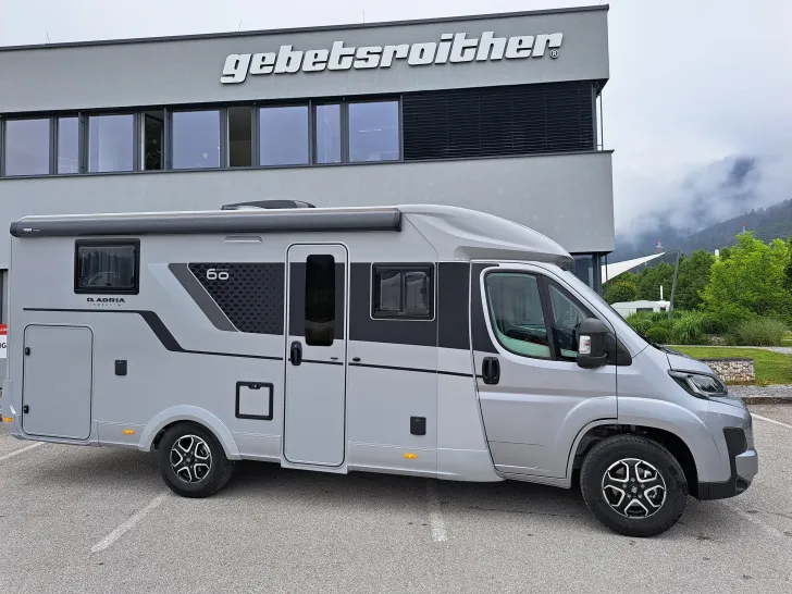 Fahrzeugbild Adria Compact DL 60 Years #4