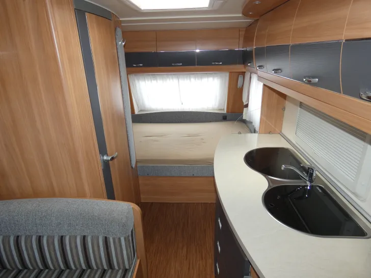 Fahrzeugbild Hobby De Luxe 440 SF #8