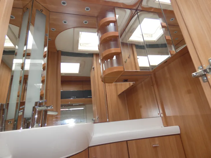 Fahrzeugbild Hobby De Luxe 440 SF #16