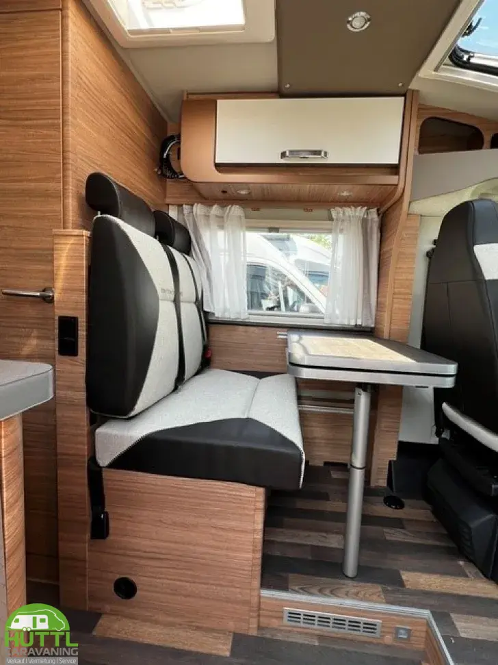 Fahrzeugbild Weinsberg CaraCompact EDITION PEPPER 600 MEG Mietwagen verfügbar ab Nov´26 #6