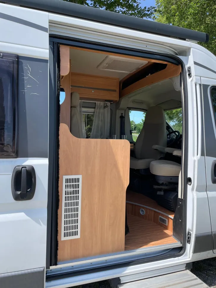 Fahrzeugbild Pössl sonstige Road Camp 2015 mit neuer Klima #5