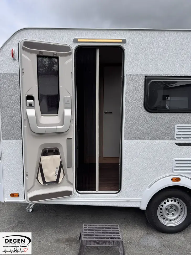 Fahrzeugbild Knaus Sport 400 LK Aufl. 1500KG,Festbett, Ambient #7