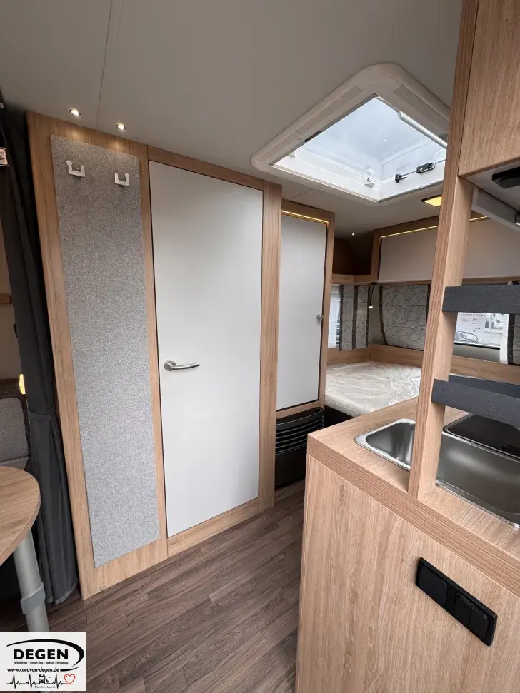 Fahrzeugbild Knaus Sport 400 LK Aufl. 1500KG,Festbett, Ambient #11