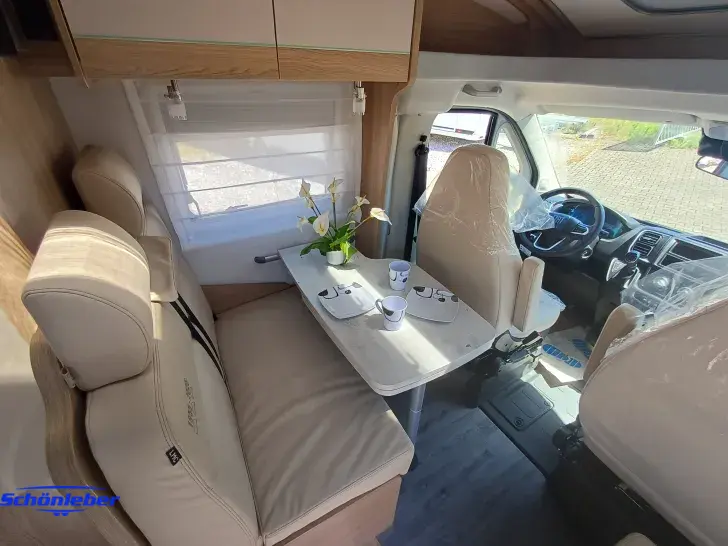 Fahrzeugbild LMC Cruiser V 646 G #12