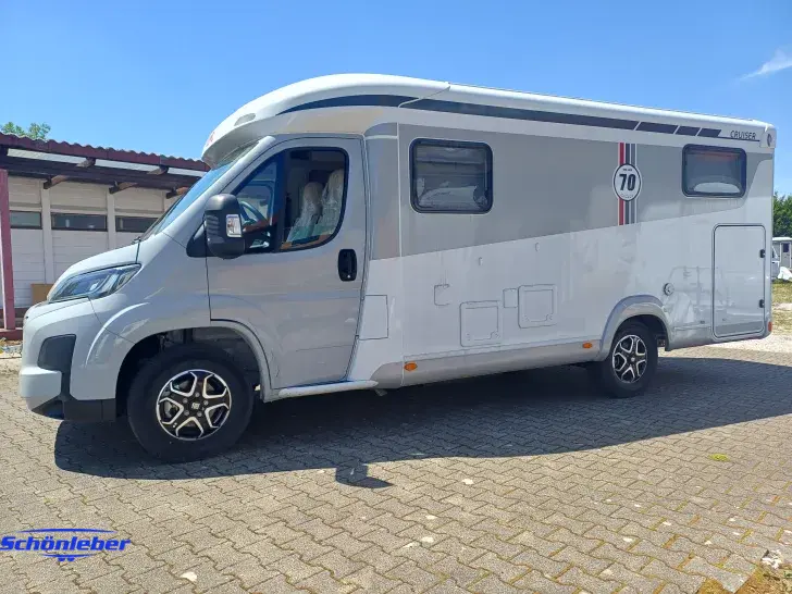 Fahrzeugbild LMC Cruiser V 646 G #22