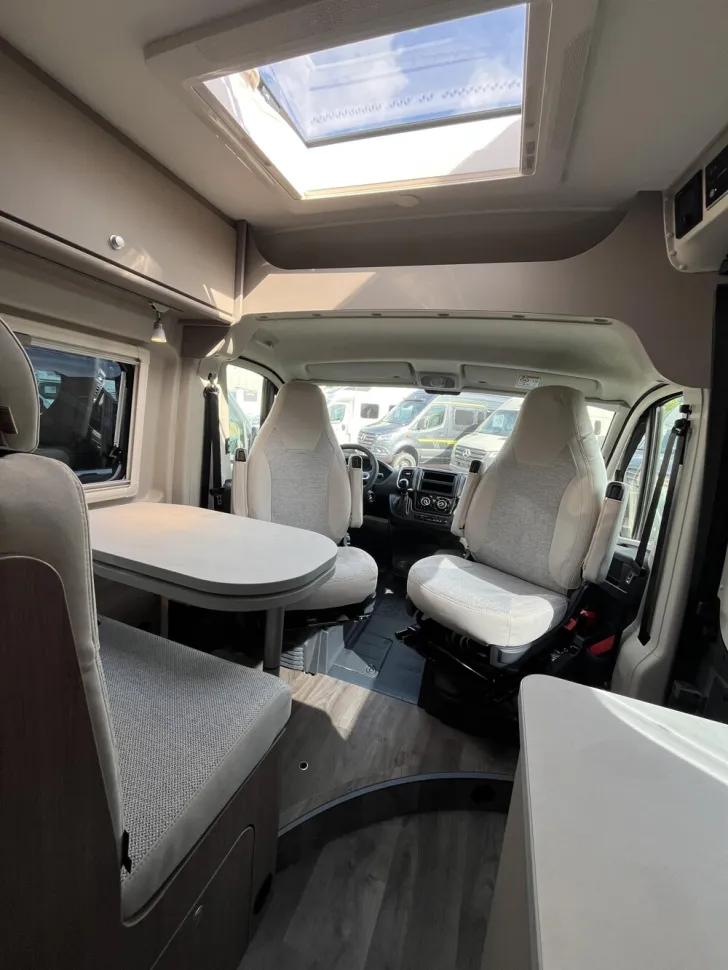 Fahrzeugbild Carado Camper Van 640 #12