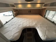 Fahrzeugbild Knaus Sky TI 700 MEG/Automatik/Einzelbetten/Garage #12