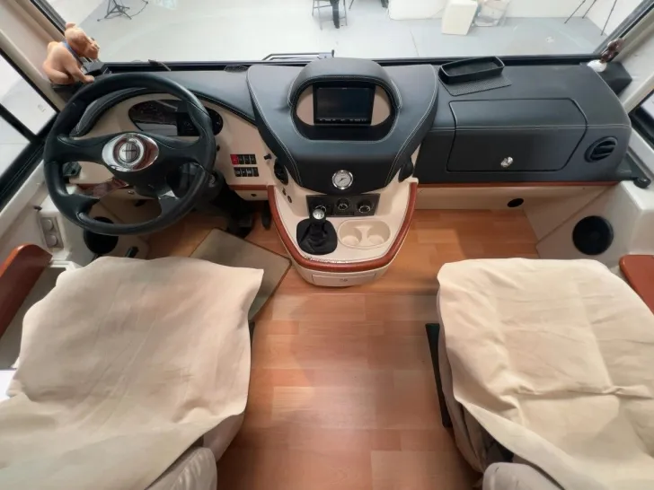 Fahrzeugbild Concorde Charisma 3 I 900 M/Automatik/Einzelbetten/TOP #7