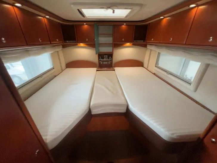 Fahrzeugbild Concorde Charisma 3 I 900 M/Automatik/Einzelbetten/TOP #12