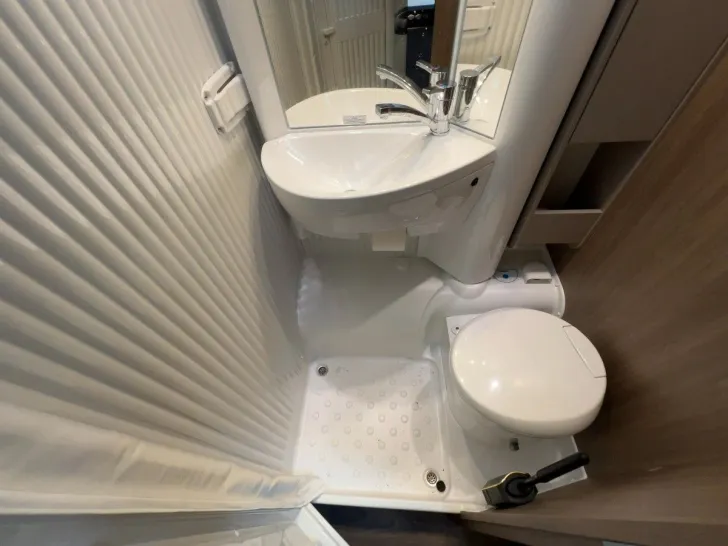 Fahrzeugbild Carado A 132 Pro/1.Hand/Klima/Markise/Top-Fahrzeug #14