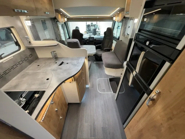 Fahrzeugbild Frankia F-Line I 740GD Titan/1.Hand/Einzelbetten+Hubbett #9