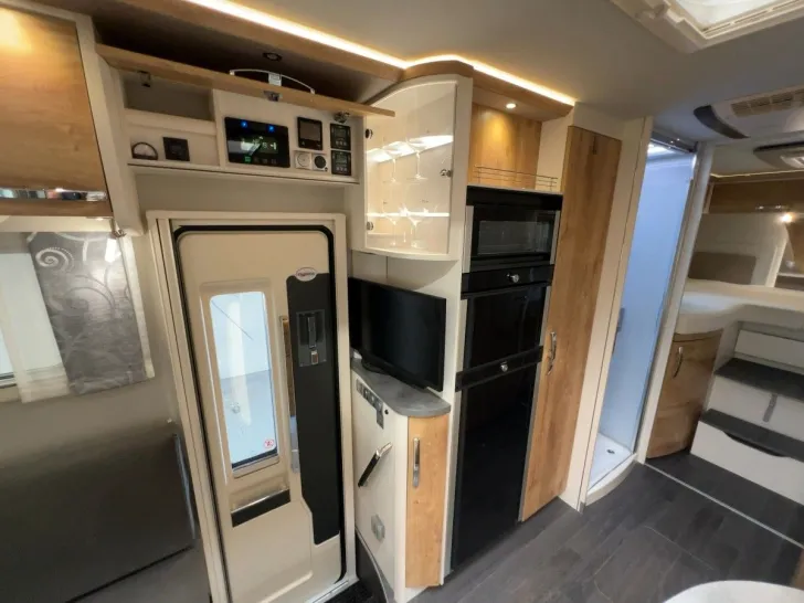 Fahrzeugbild Frankia F-Line I 740GD Titan/1.Hand/Einzelbetten+Hubbett #15