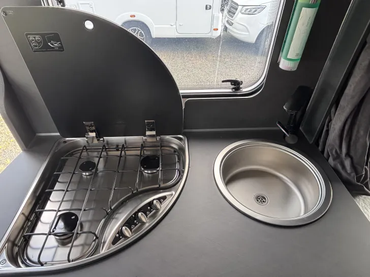 Fahrzeugbild Knaus L!VE TI 590 MF Platinum Selection LIVE Fußhzg. Care-Drive L-Sitz #10