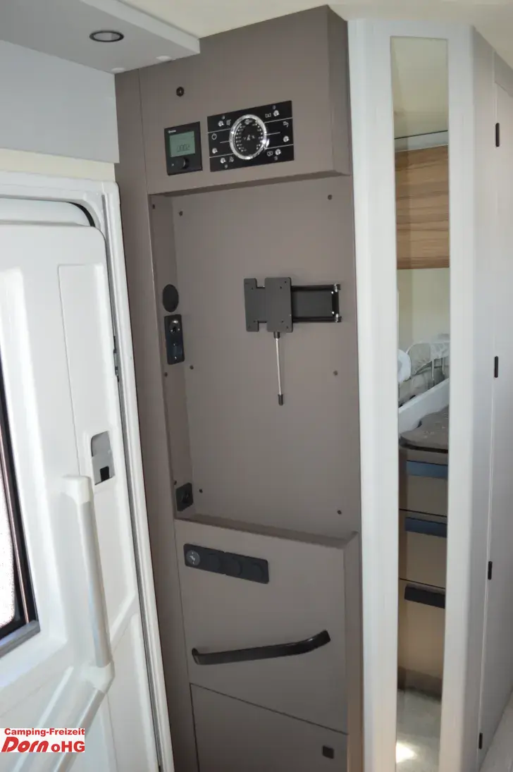 Fahrzeugbild Bürstner B66 690 TD All-In-Ausstattung #16