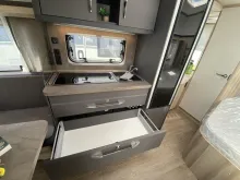 Fahrzeugbild Hobby De Luxe 460 UFe #10