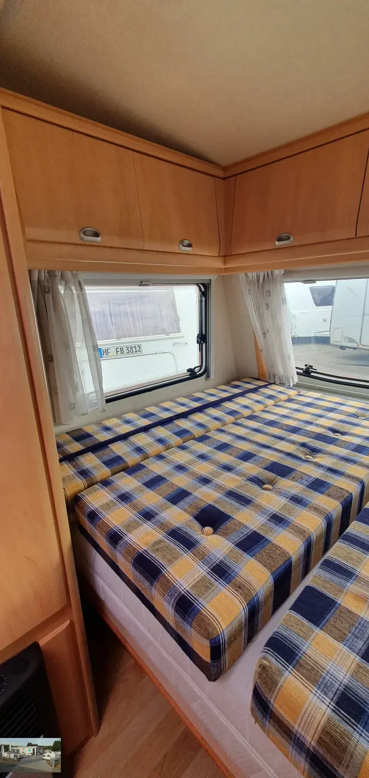 Fahrzeugbild Hobby De Luxe Easy 400 SB/SF Nr. 22 - Dopplebett, SG #18