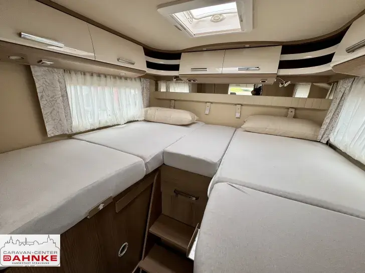 Fahrzeugbild Carthago C2-tourer I 145 RB-LE comfort 4.2t keine Vermietung SAT/TV/Solar #11