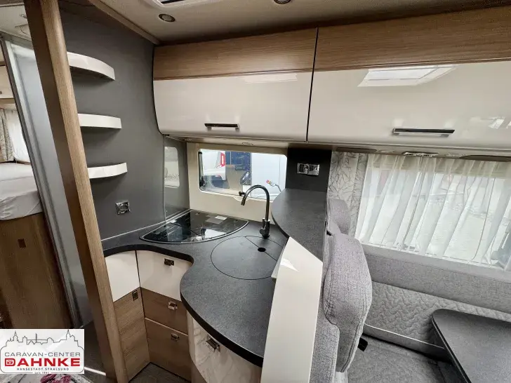 Fahrzeugbild Carthago C2-tourer I 145 RB-LE comfort 4.2t keine Vermietung SAT/TV/Solar #16