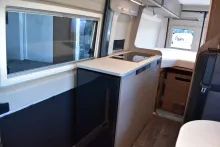 Fahrzeugbild Carado CV 640 Längsbetten, Markise, Alu #15