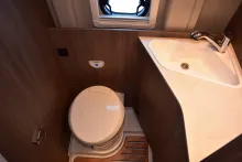Fahrzeugbild Carado CV 640 Längsbetten, Markise, Alu #25