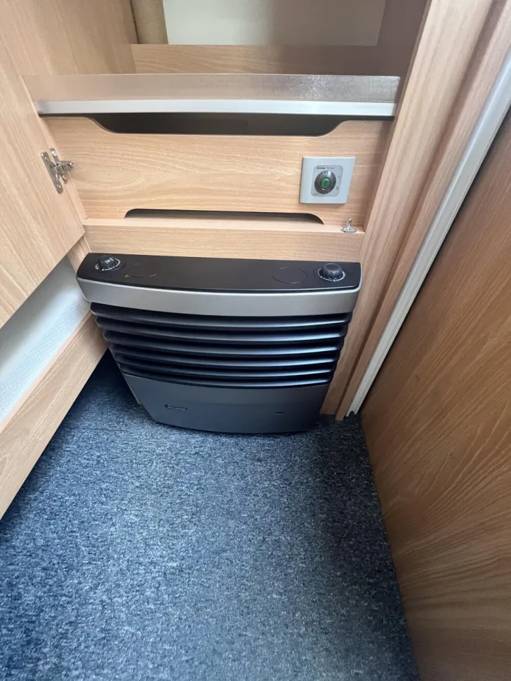 Fahrzeugbild Knaus Südwind 580 FSK #13