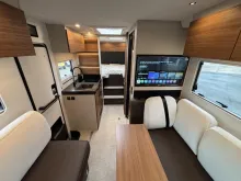 Fahrzeugbild Bürstner Signature SFT 7.1 #11