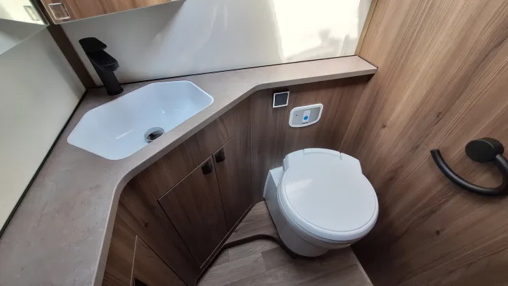 Fahrzeugbild Kabe Imperial i860 LGB sofort verfügbar #6