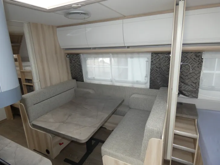 Fahrzeugbild Hobby De Luxe 545 KMF #9