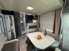 Fahrzeugbild Challenger Teilintegriert Graphite Edition 290 (538) #14