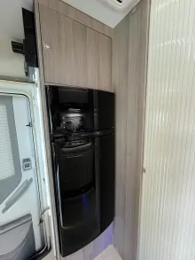Fahrzeugbild Challenger Teilintegriert Graphite Edition 290 (538) #18
