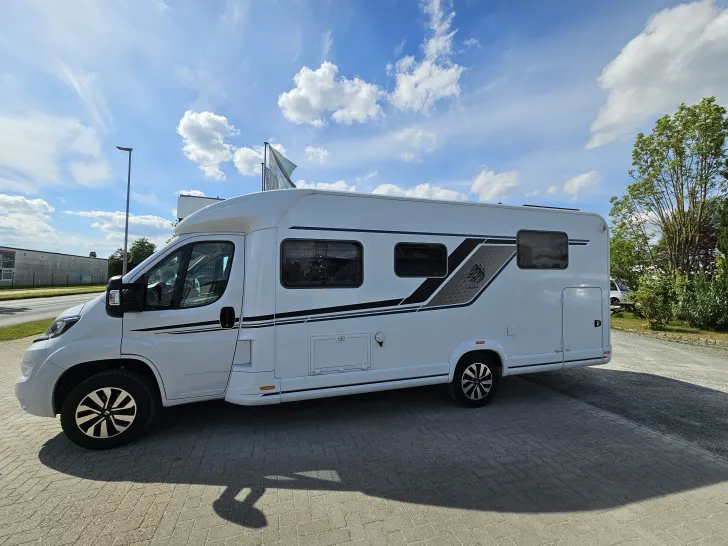 Fahrzeugbild Knaus Sky TI 700 MEG Platinum Selection NP über 120.000,- ! Mega #1