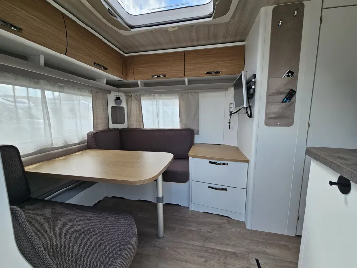 Fahrzeugbild Hymer Eriba Nova 480 ***** sehr guter Preis ! #9