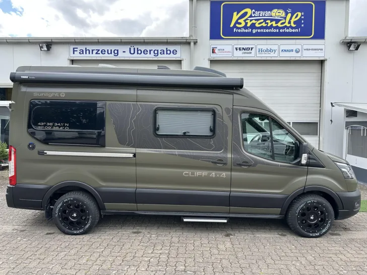 Fahrzeugbild Sunlight Cliff 4x4 Greentrek 590 AHK; Bi-Xenon; CombiD #3