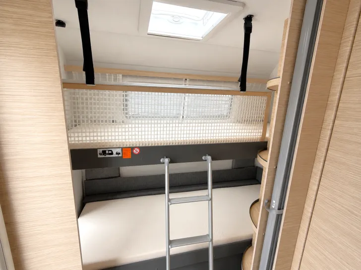 Fahrzeugbild Fendt Apero 495 SKM 2.000 kg Truma-Klimaanlage #19