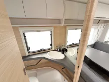 Fahrzeugbild Fendt Apero 495 SKM 2.000 kg Truma-Klimaanlage #26
